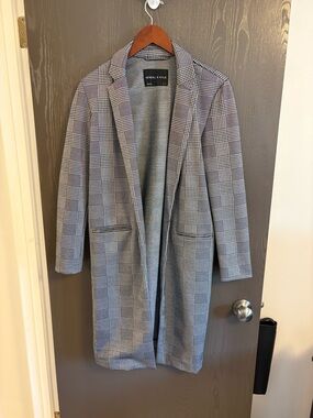 Kendall & Kylie Black and Gray Plaid Longline Blazer